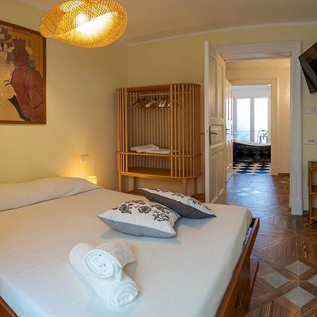 Suite Donna Vita Martina Franca Bagian luar foto