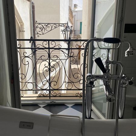 Suite Donna Vita Martina Franca Bagian luar foto