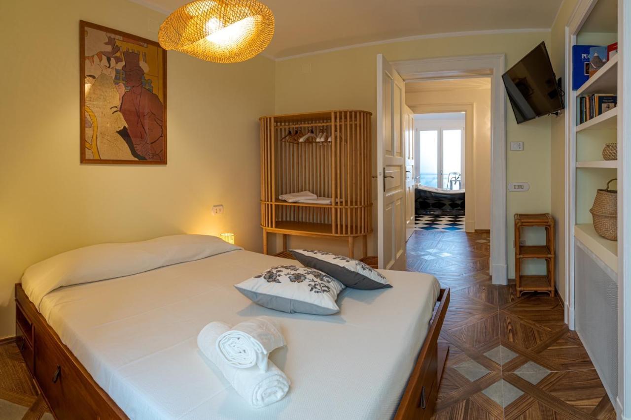Suite Donna Vita Martina Franca Bagian luar foto