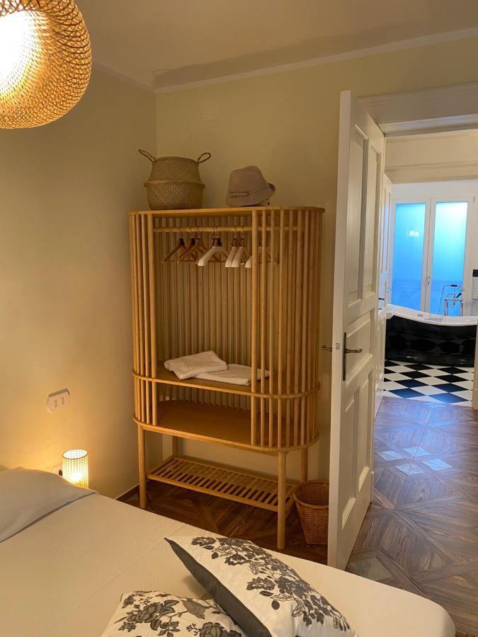 Suite Donna Vita Martina Franca Bagian luar foto